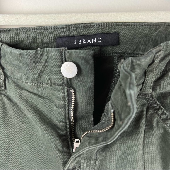 J Brand Houlihan Mid-Rise Skinny Cargo Pants -Distressed Caledon - Picture 9 of 10